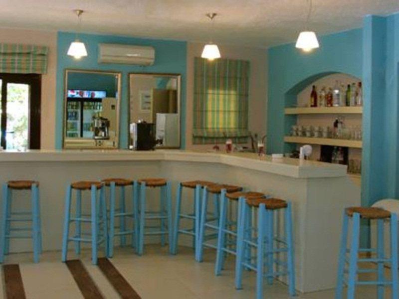 Perla Aparthotel 3*